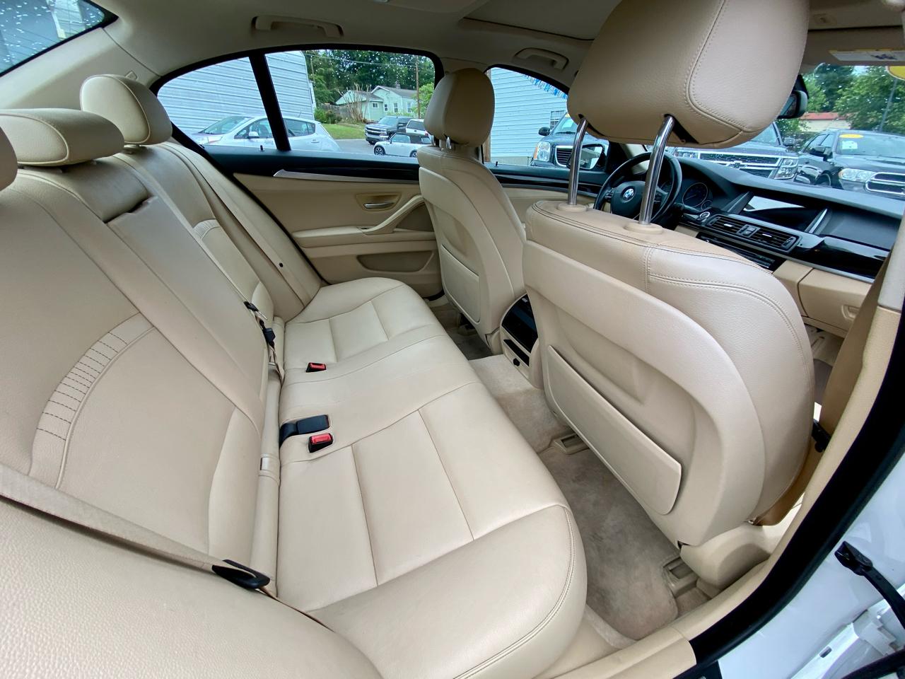 BMW 5 Series 4dr Sdn 535i RWD 2014