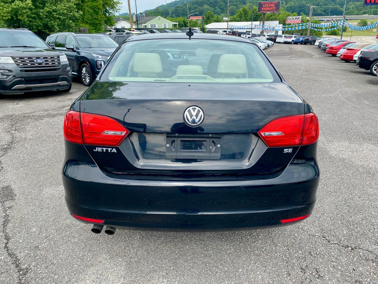 Volkswagen Jetta Sedan 4dr Auto SE PZEV 2014