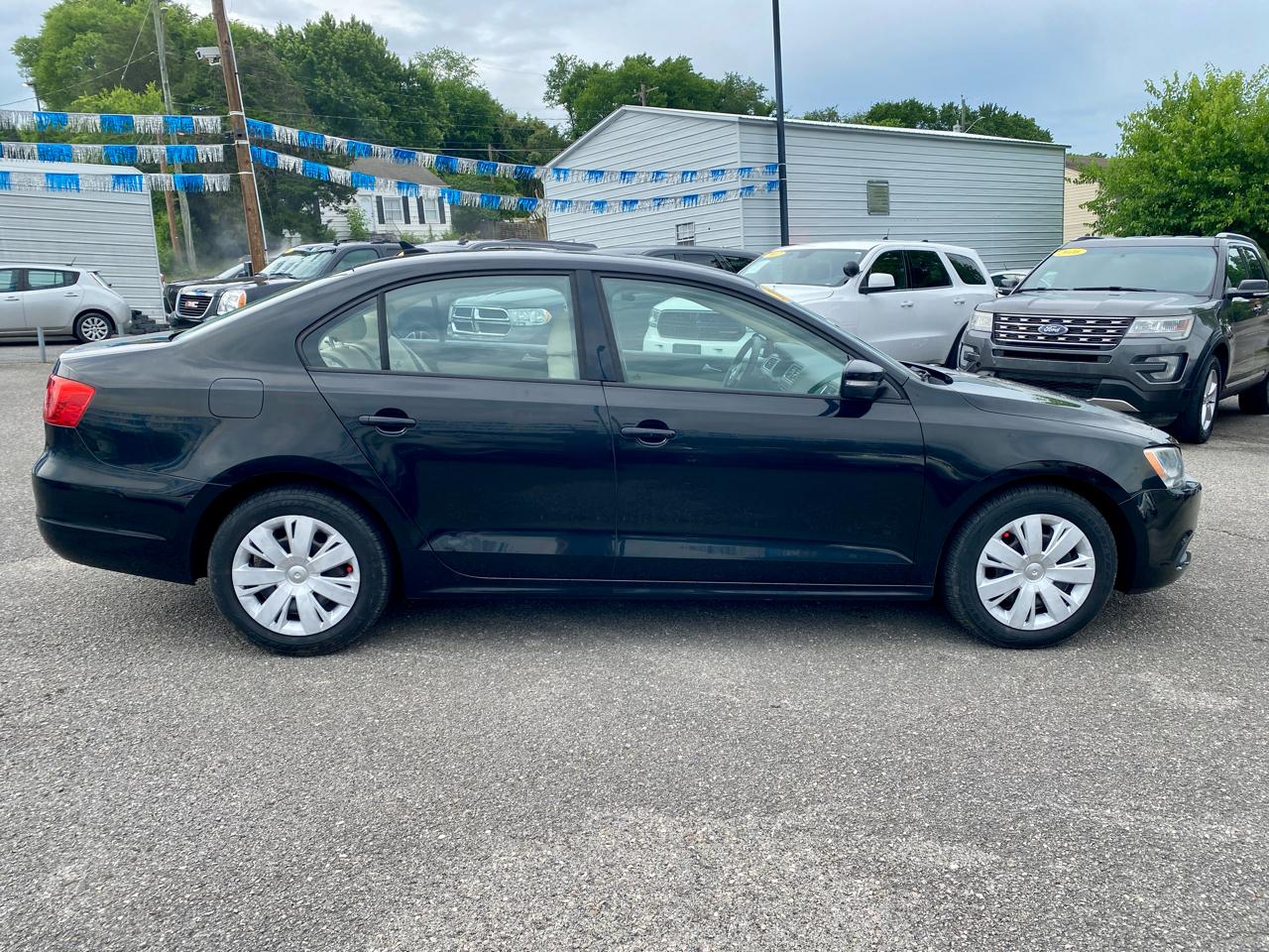 Volkswagen Jetta Sedan 4dr Auto SE PZEV 2014
