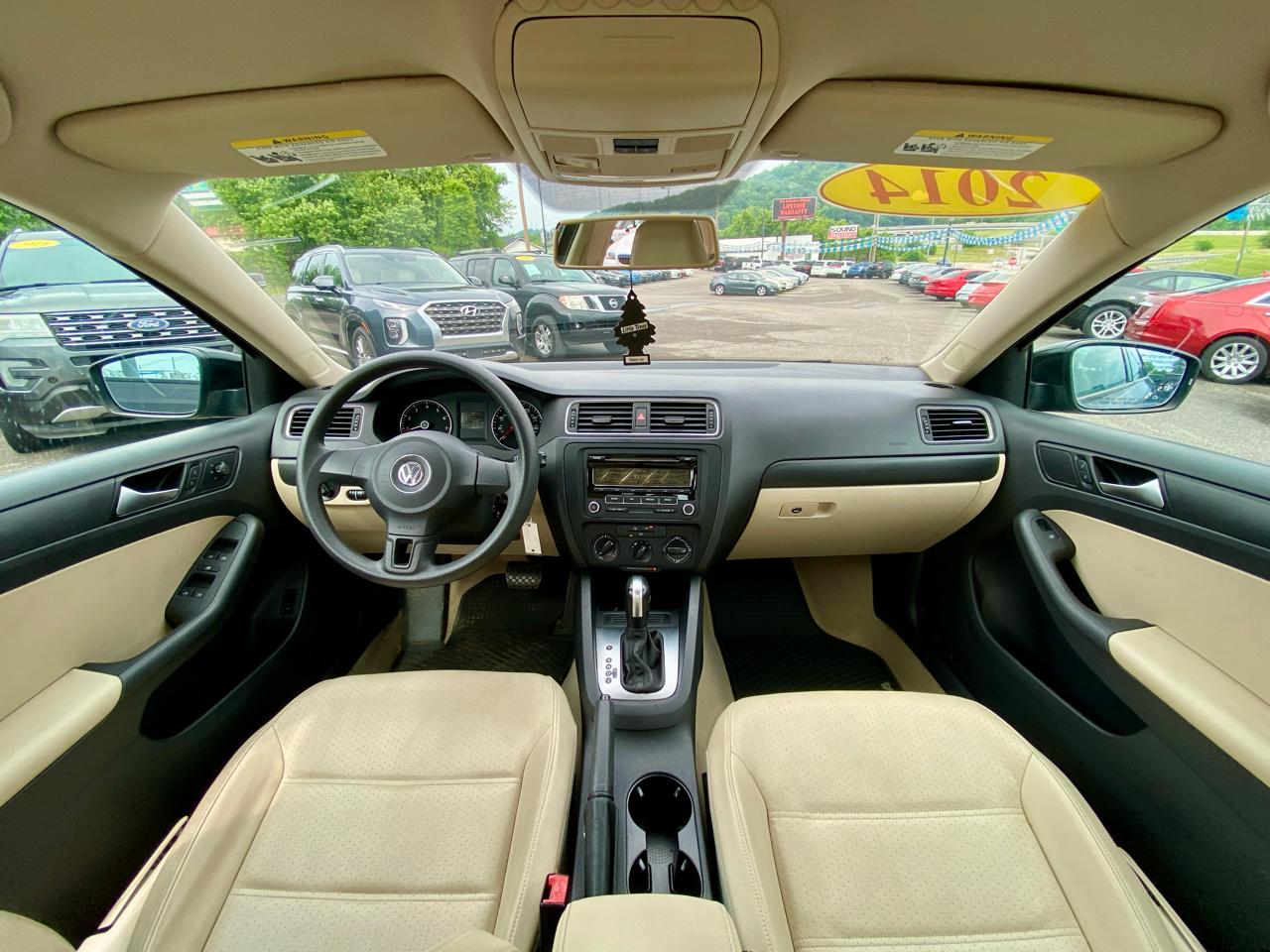 Volkswagen Jetta Sedan 4dr Auto SE PZEV 2014