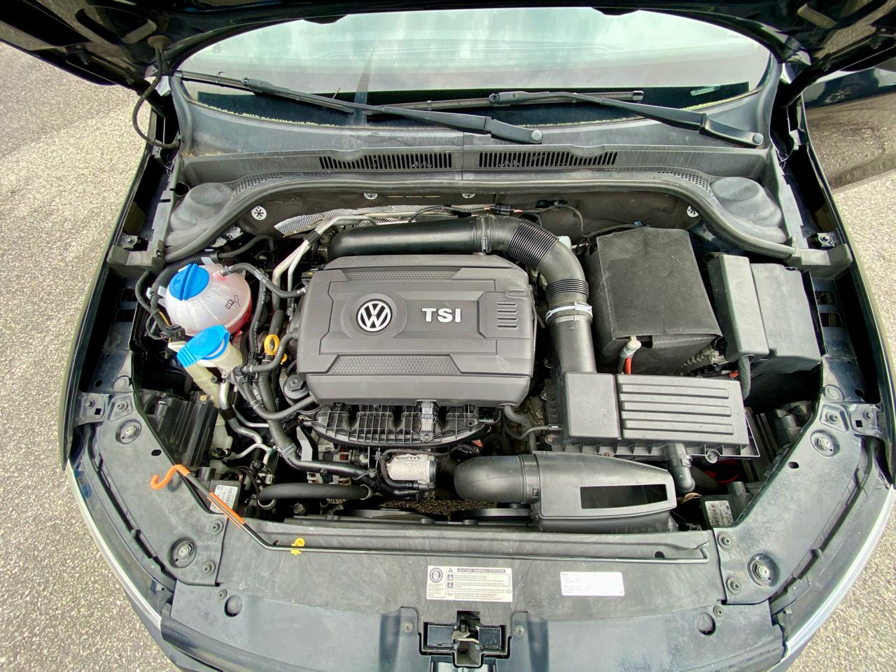 Volkswagen Jetta Sedan 4dr Auto SE PZEV 2014