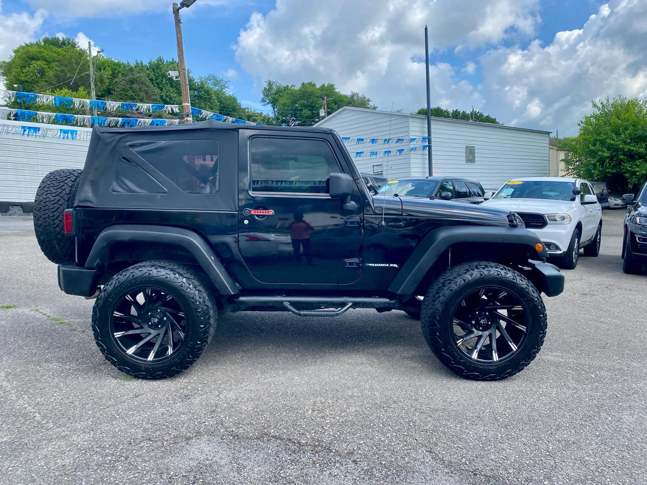 Jeep Wrangler 4WD 2dr Sport 2011