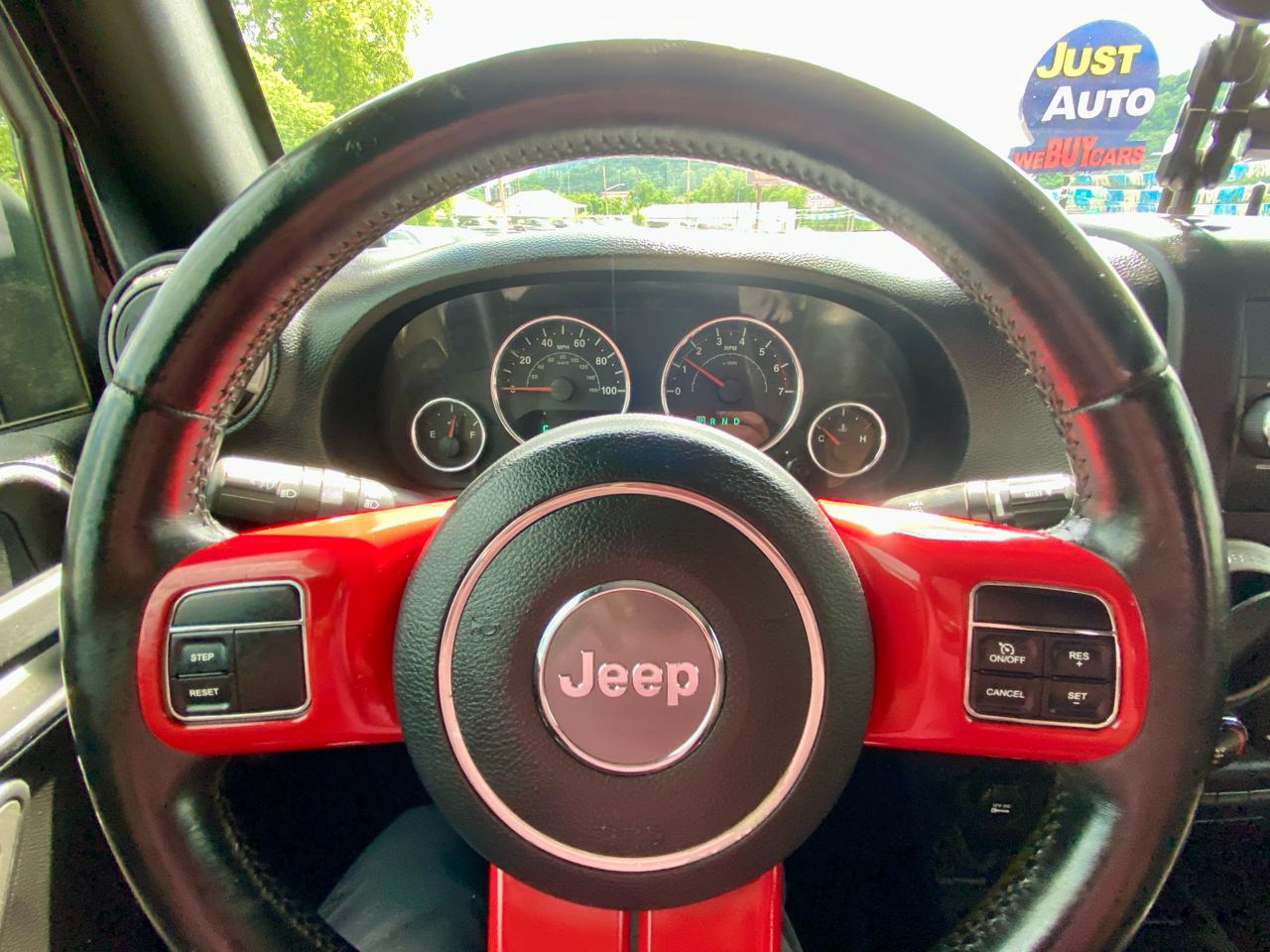 Jeep Wrangler 4WD 2dr Sport 2011