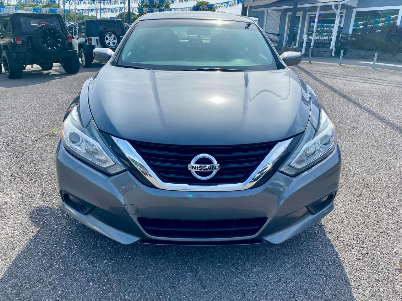 Nissan Altima 2.5 SV Sedan 2018