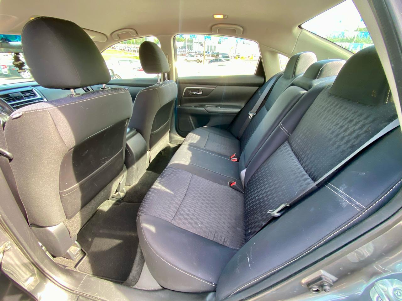 Nissan Altima 2.5 SV Sedan 2018