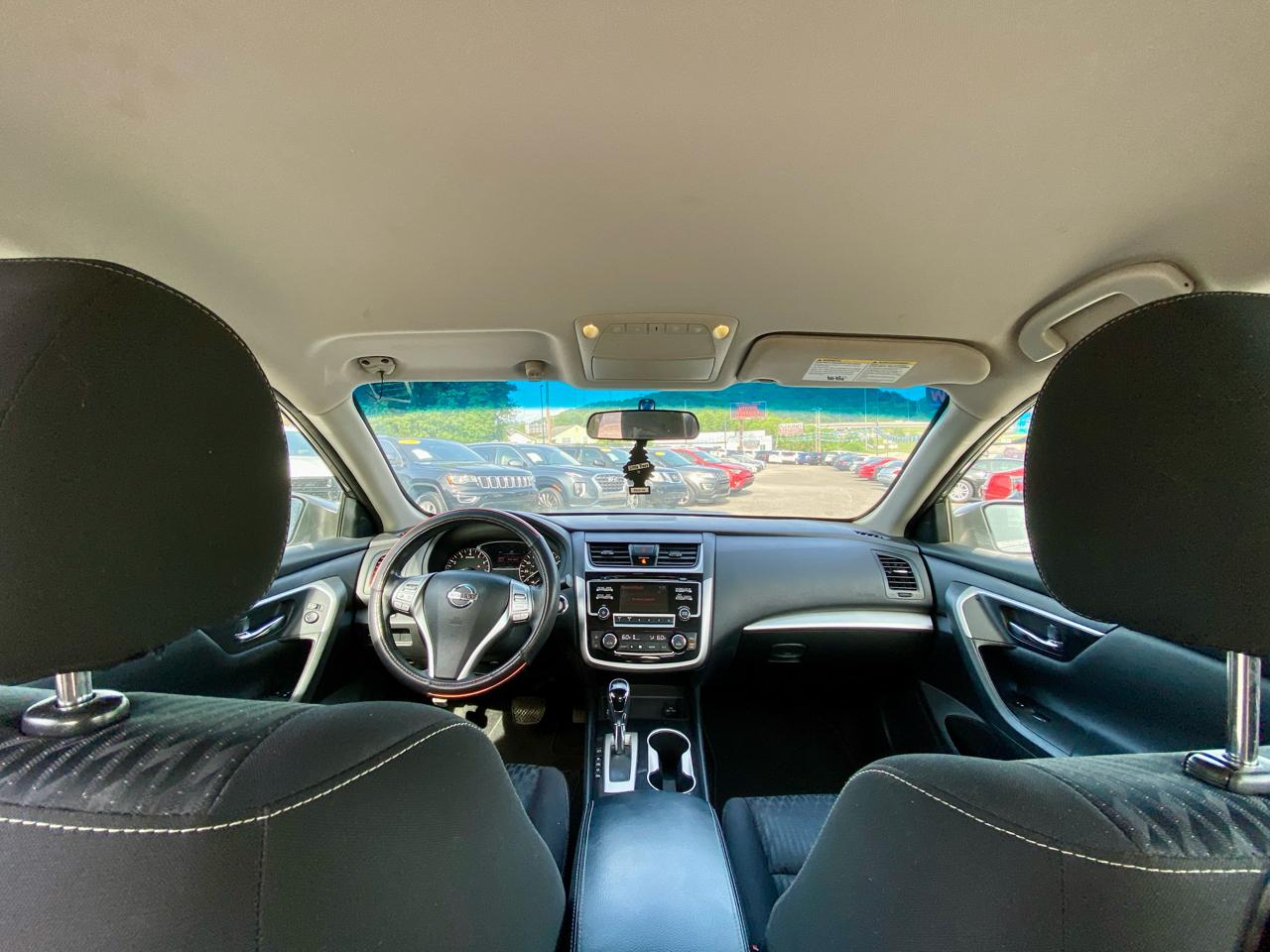 Nissan Altima 2.5 SV Sedan 2018