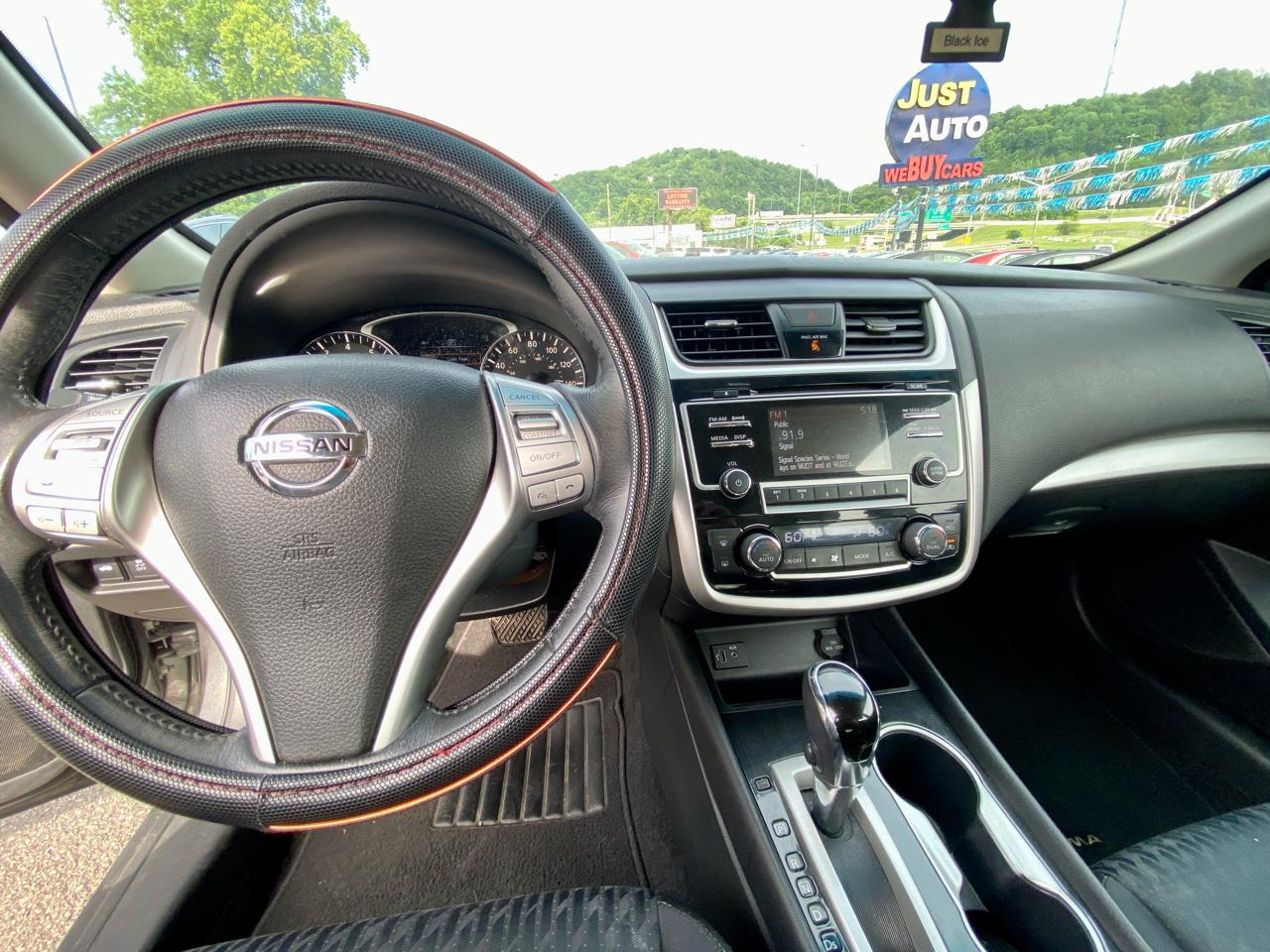 Nissan Altima 2.5 SV Sedan 2018