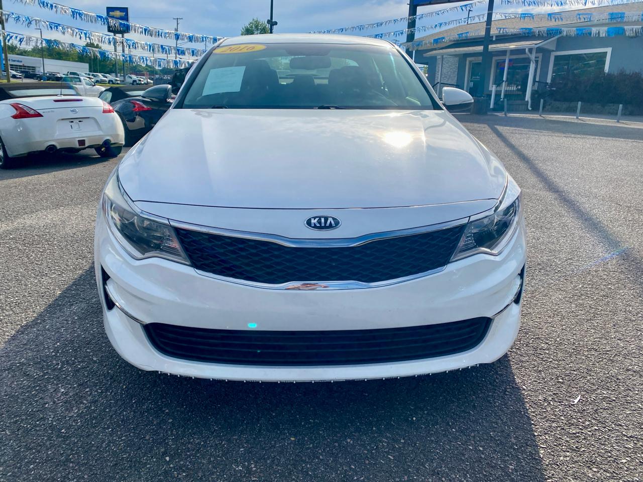 Kia Optima 4dr Sdn LX 2016
