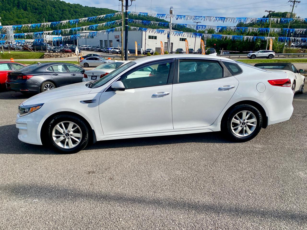 Kia Optima 4dr Sdn LX 2016