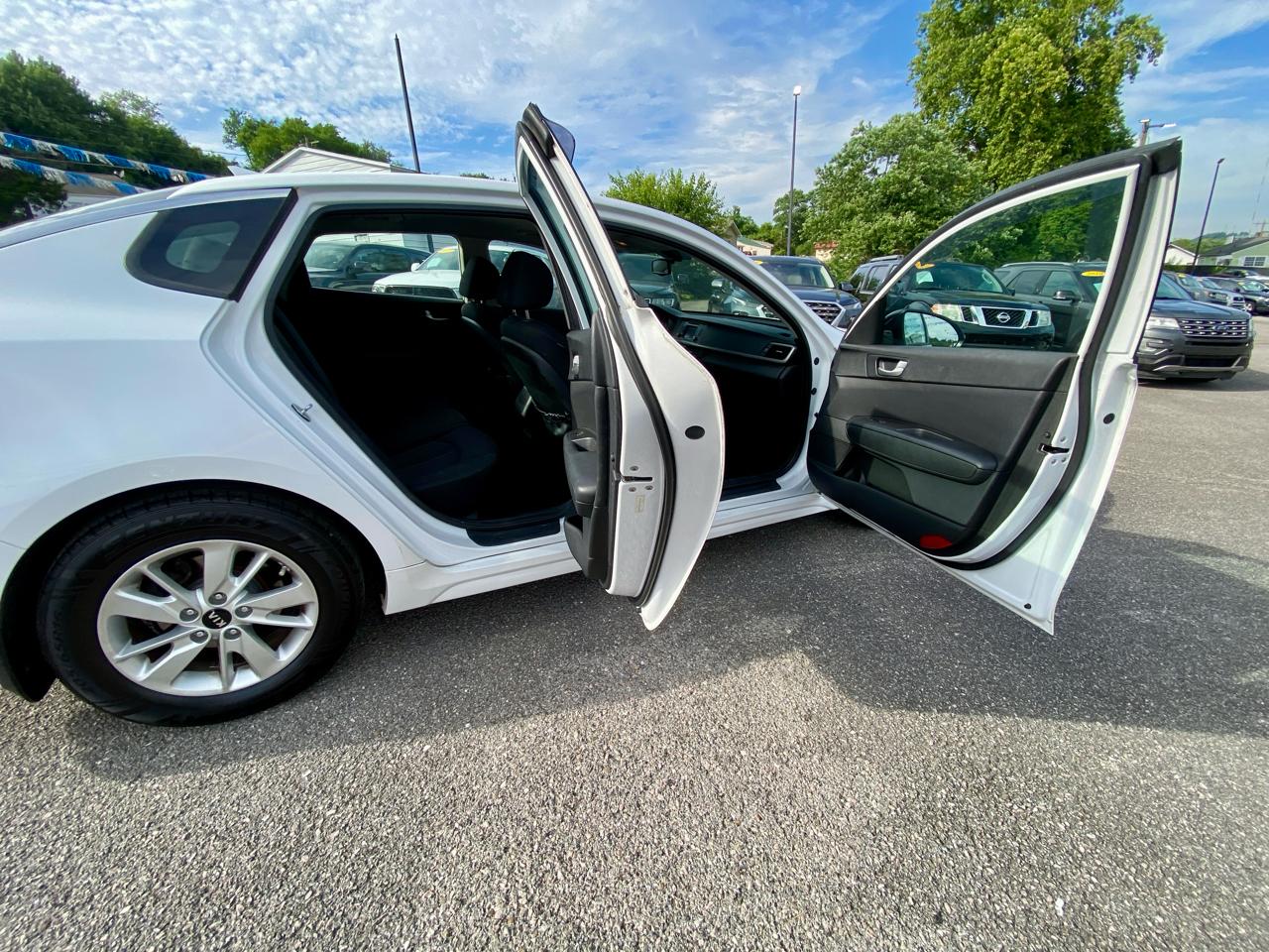 Kia Optima 4dr Sdn LX 2016