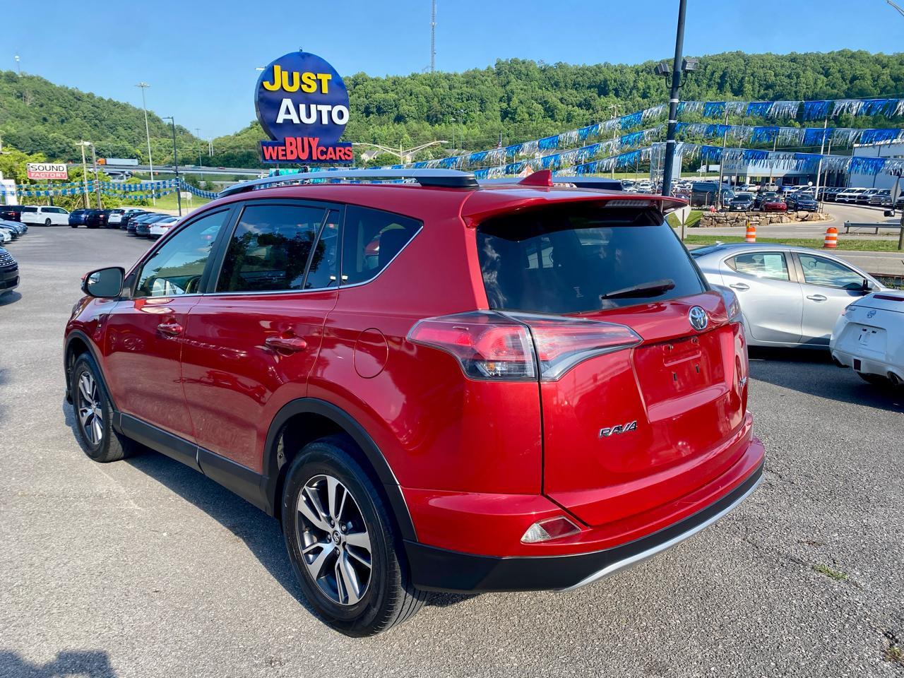 Toyota RAV4 FWD 4dr XLE (Natl) 2016