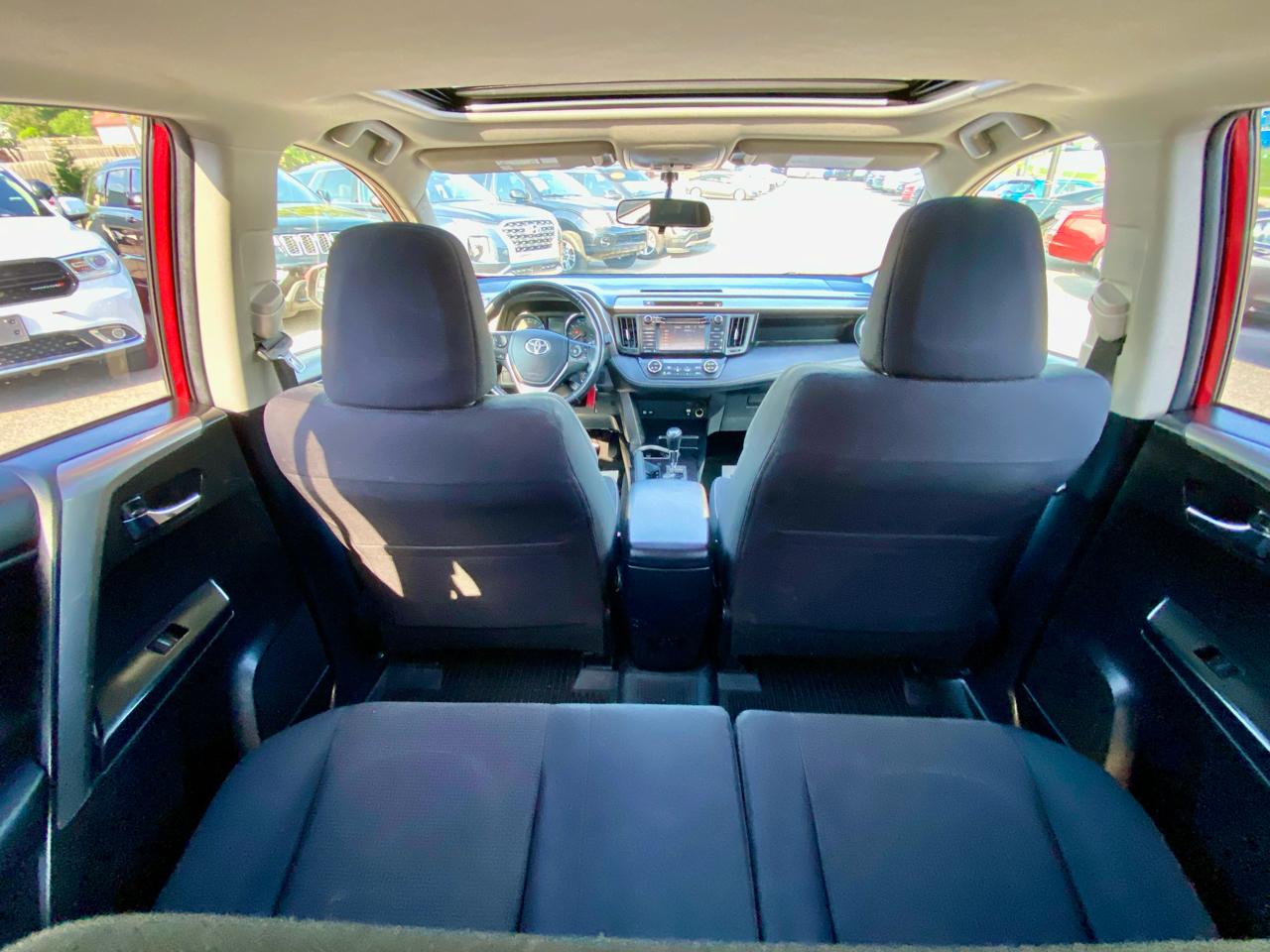 Toyota RAV4 FWD 4dr XLE (Natl) 2016