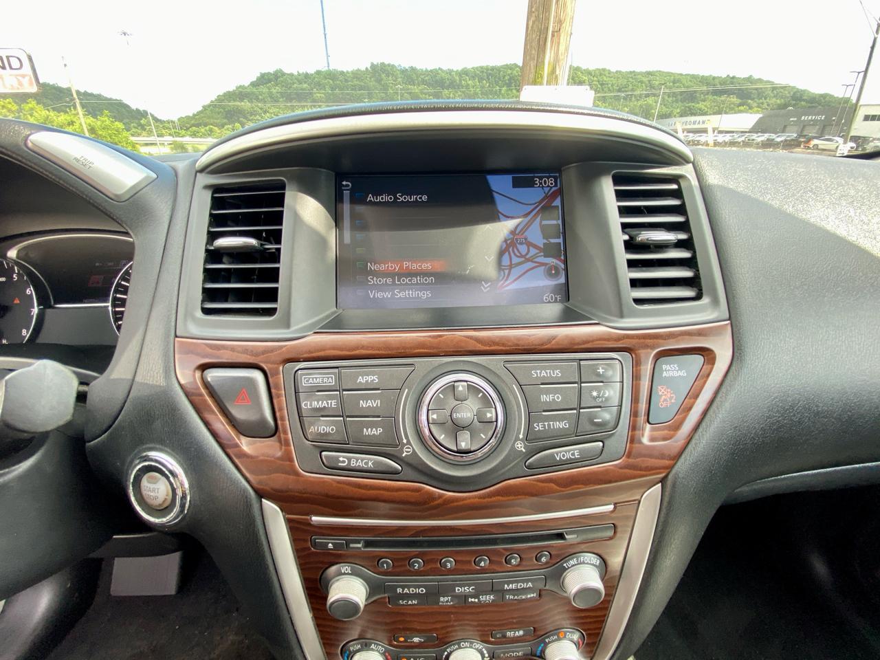 Nissan Pathfinder 4x4 Platinum 2017