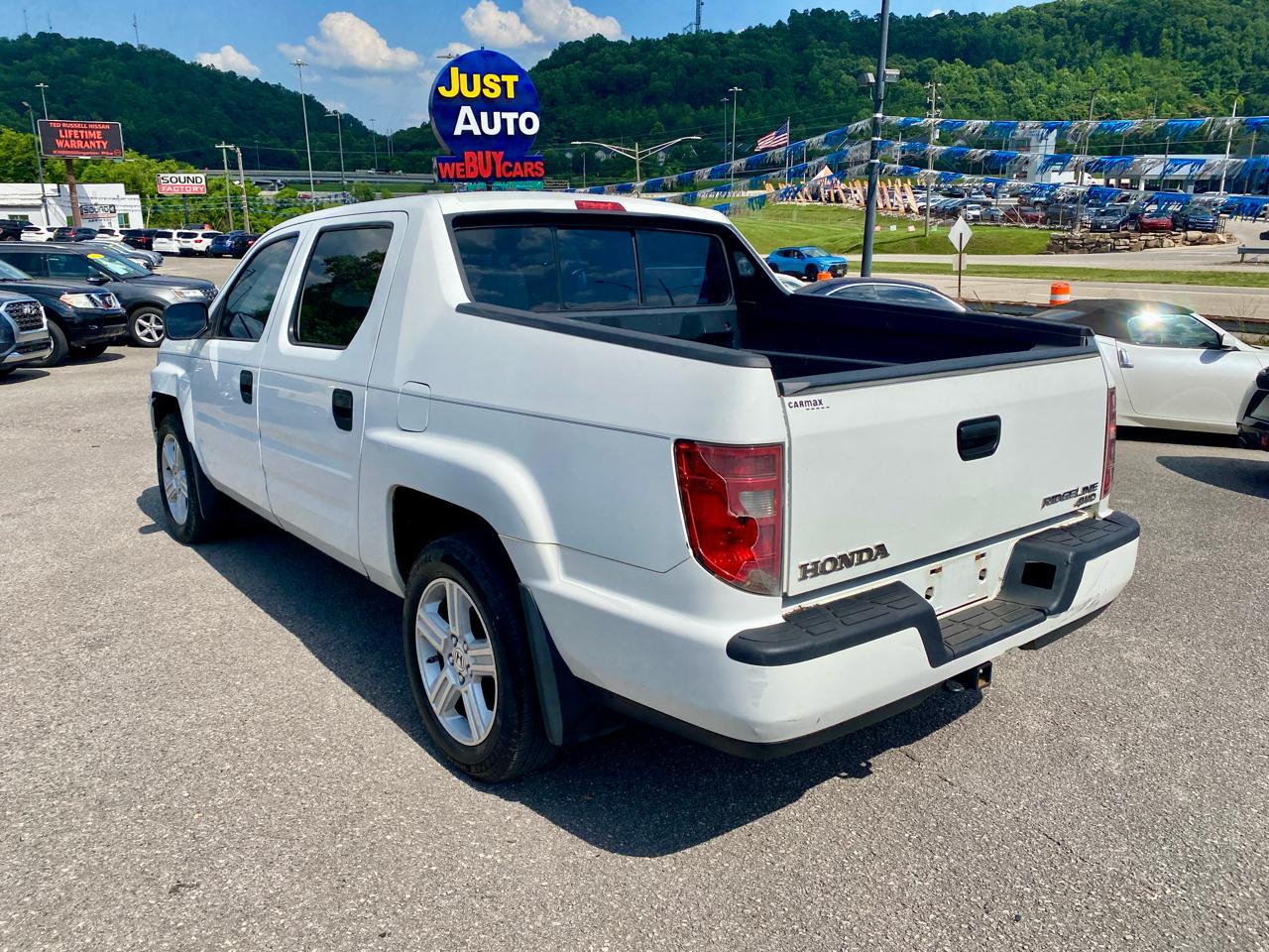 Honda Ridgeline 4WD Crew Cab RT 2009