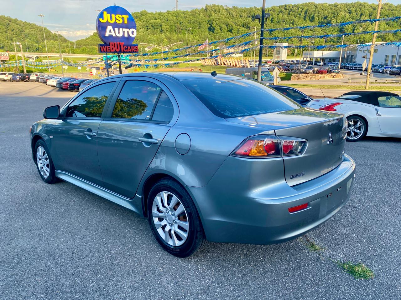 Mitsubishi Lancer 4dr Sdn Man ES FWD 2013