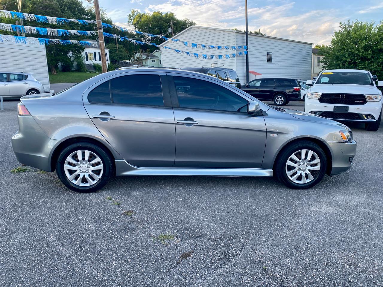 Mitsubishi Lancer 4dr Sdn Man ES FWD 2013