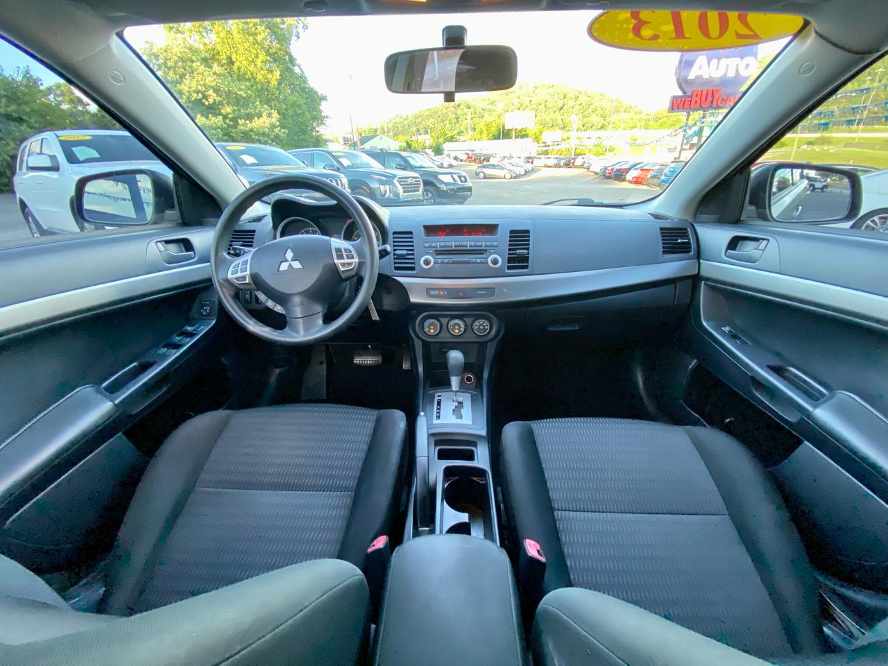 Mitsubishi Lancer 4dr Sdn Man ES FWD 2013