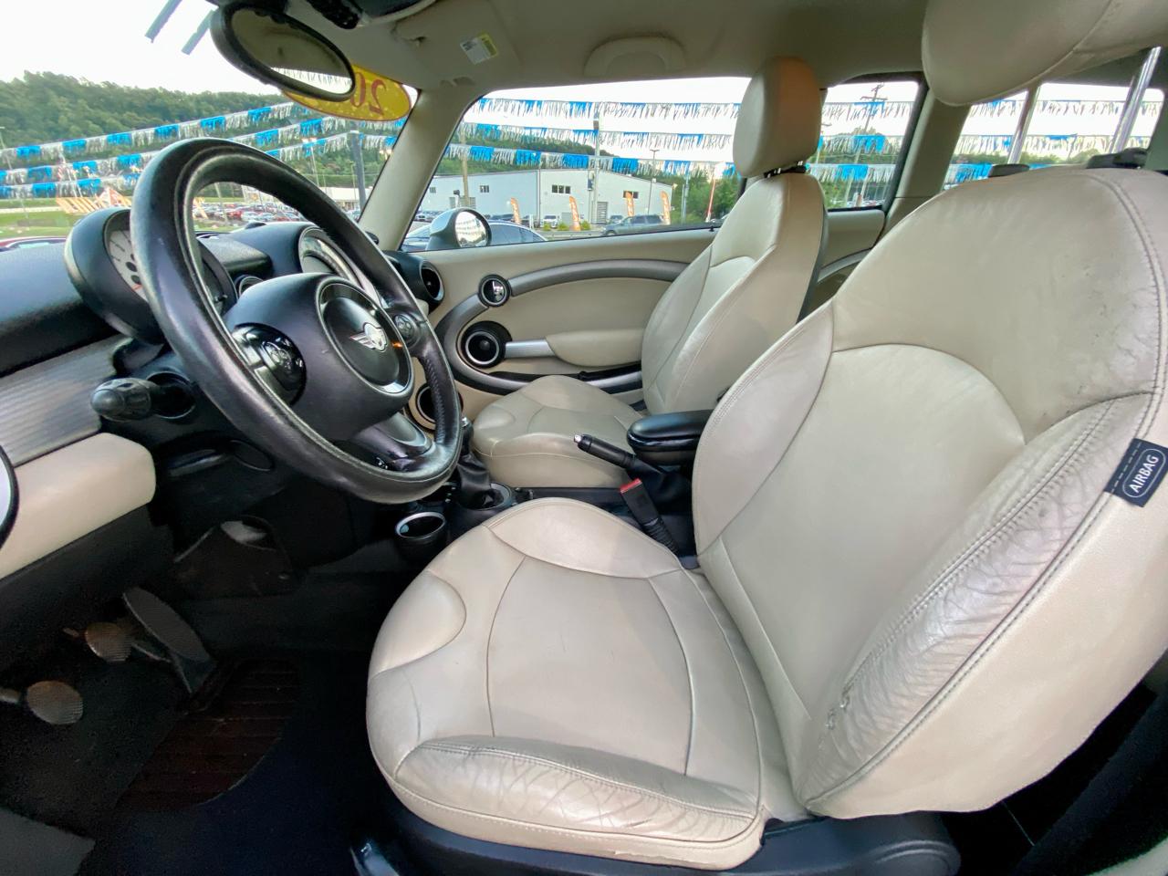 MINI Cooper Clubman 2dr Cpe 2012