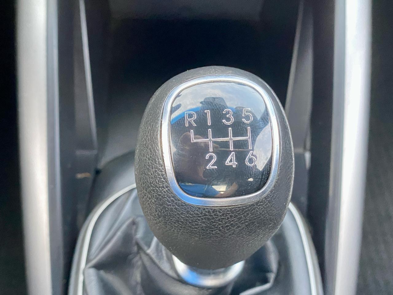 Hyundai Veloster 3dr Cpe Man 2016