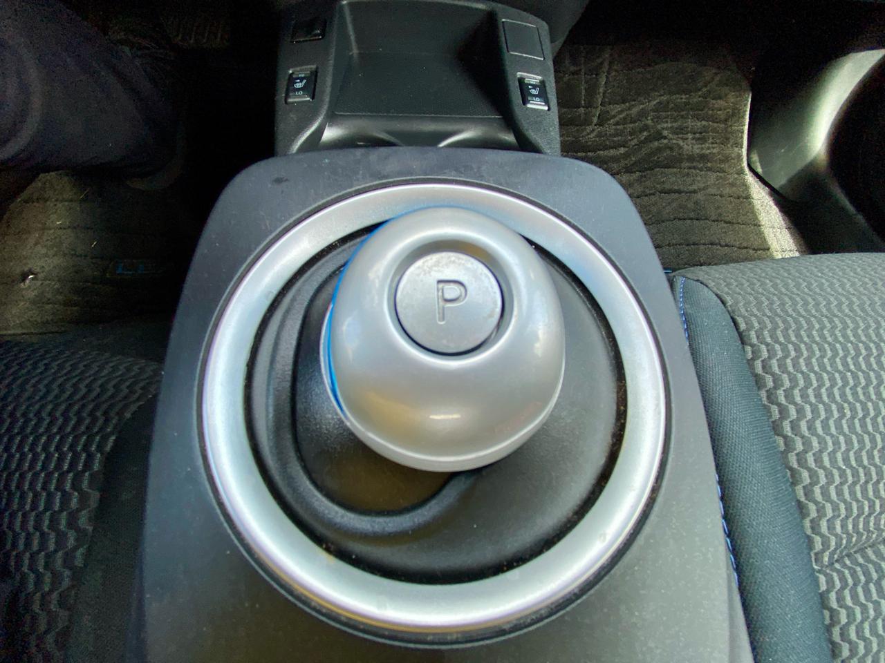 Nissan Leaf 4dr HB S 2015