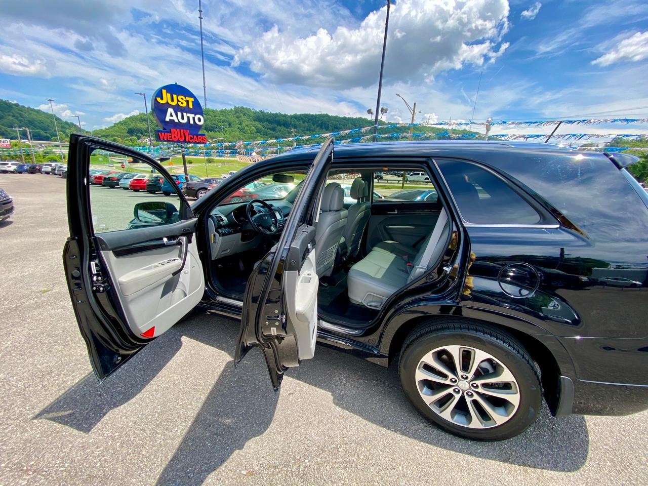 Kia Sorento AWD 4dr V6 SX 2015