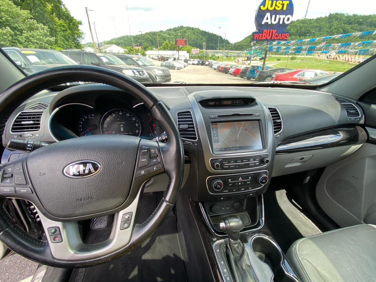 Kia Sorento AWD 4dr V6 SX 2015