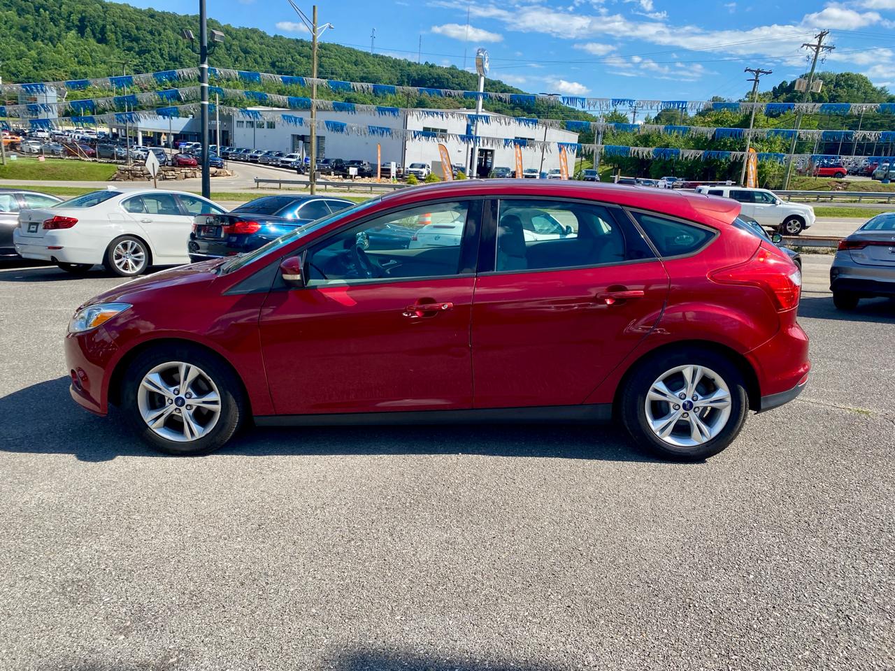 Ford Focus 5dr HB SE 2014