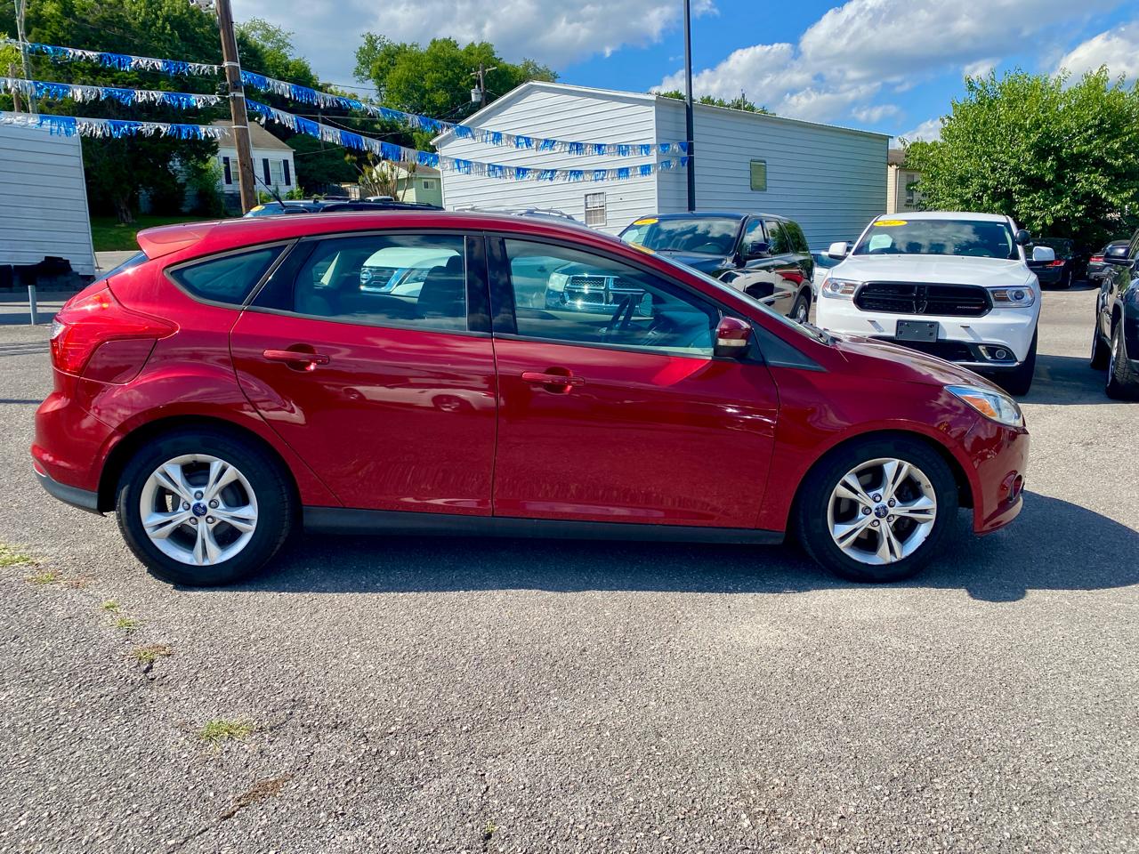 Ford Focus 5dr HB SE 2014