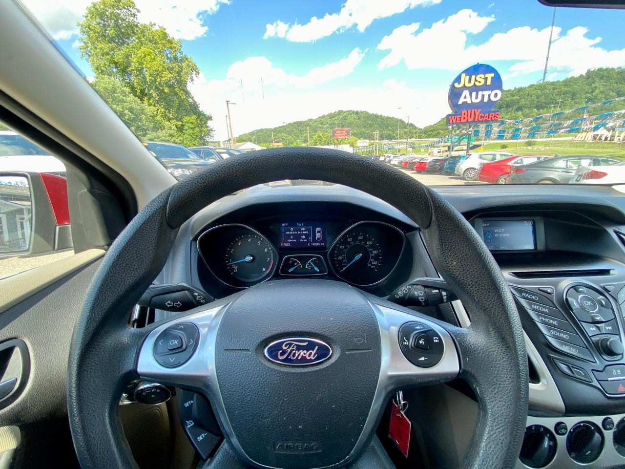 Ford Focus 5dr HB SE 2014
