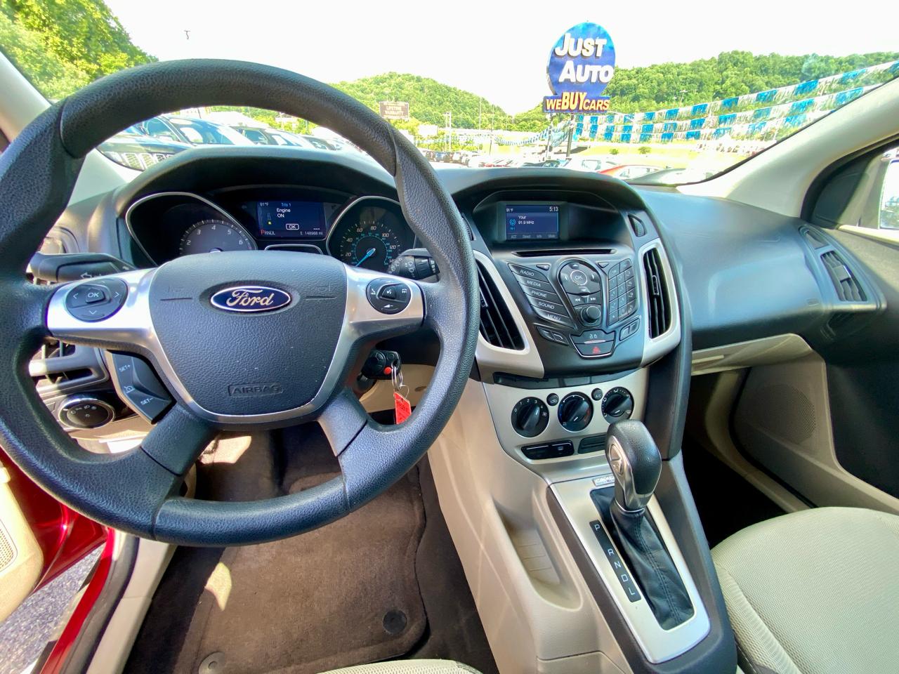Ford Focus 5dr HB SE 2014