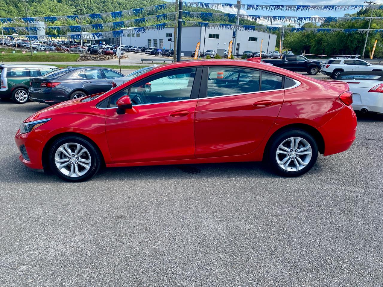 Chevrolet Cruze 4dr Sdn LT 2019