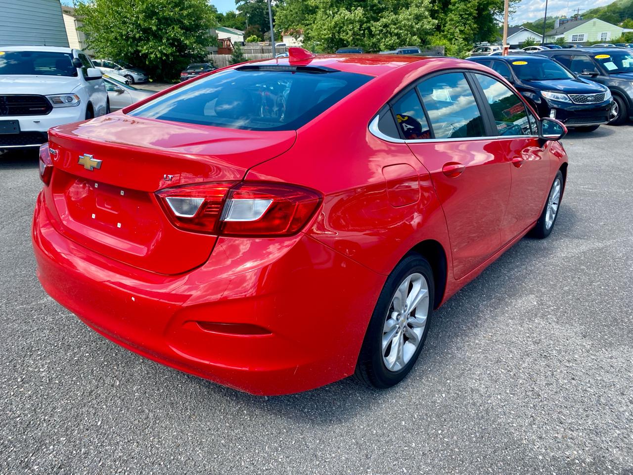Chevrolet Cruze 4dr Sdn LT 2019