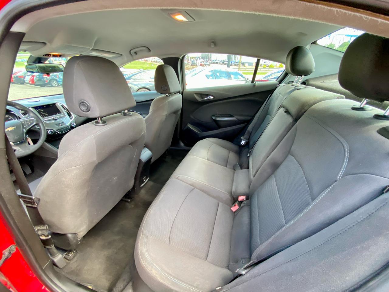 Chevrolet Cruze 4dr Sdn LT 2019