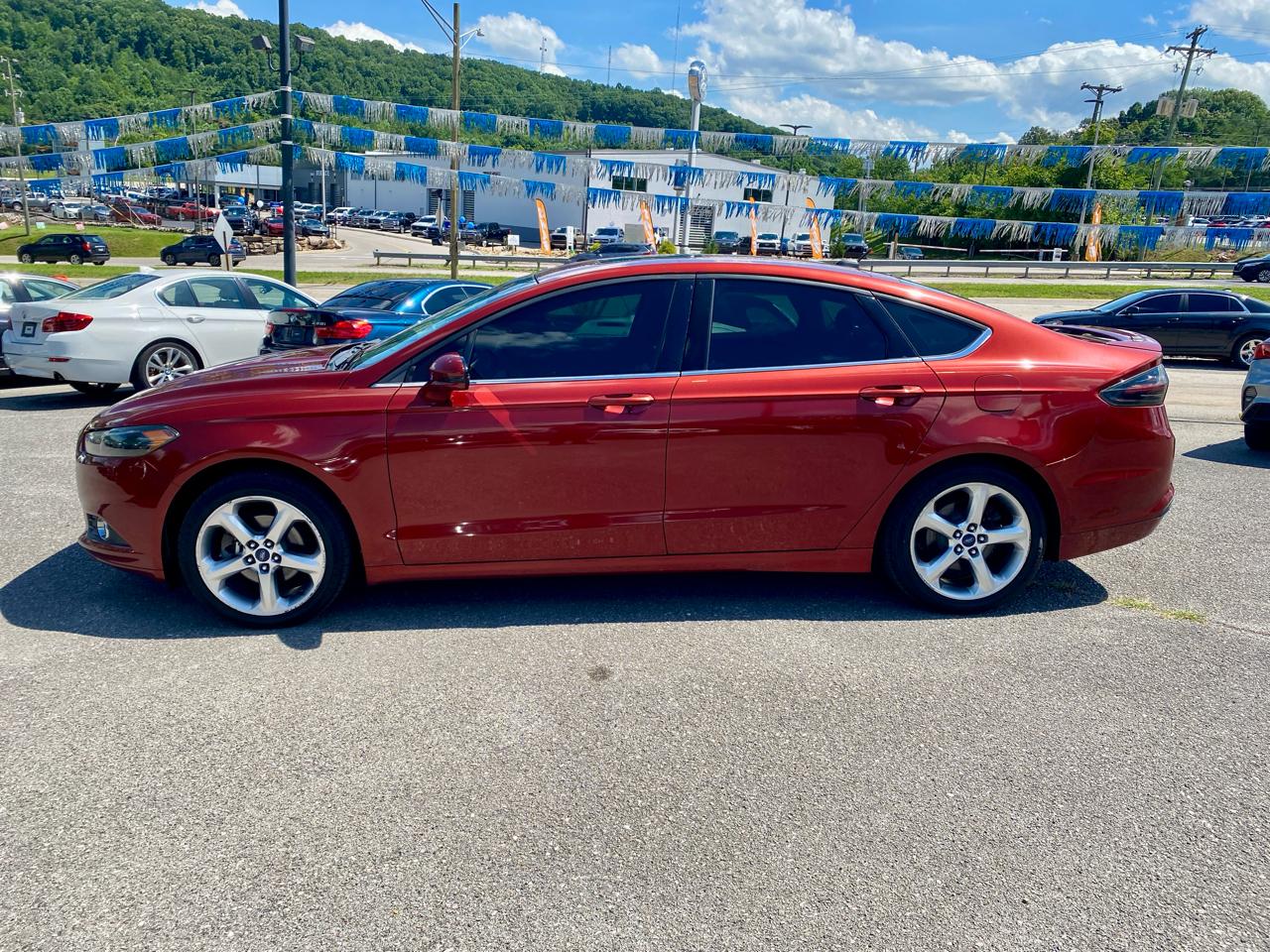 Ford Fusion 4dr Sdn SE FWD 2014