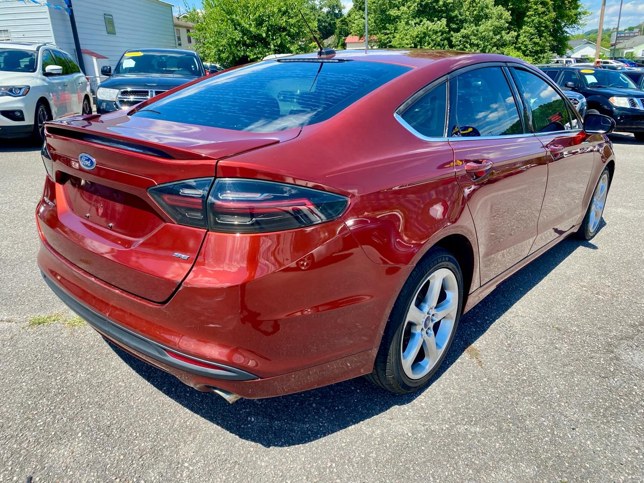 Ford Fusion 4dr Sdn SE FWD 2014