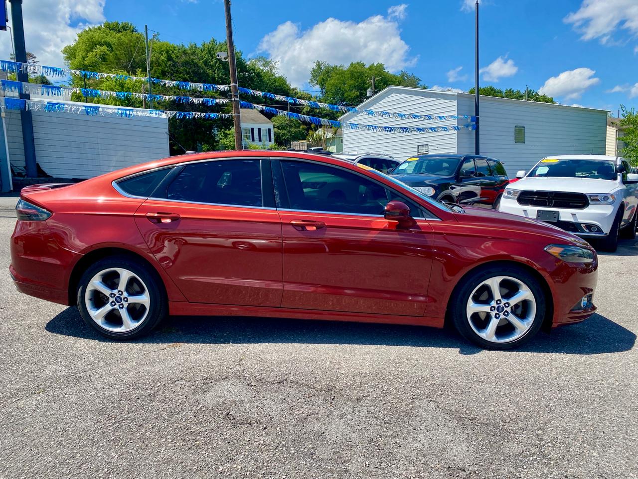 Ford Fusion 4dr Sdn SE FWD 2014