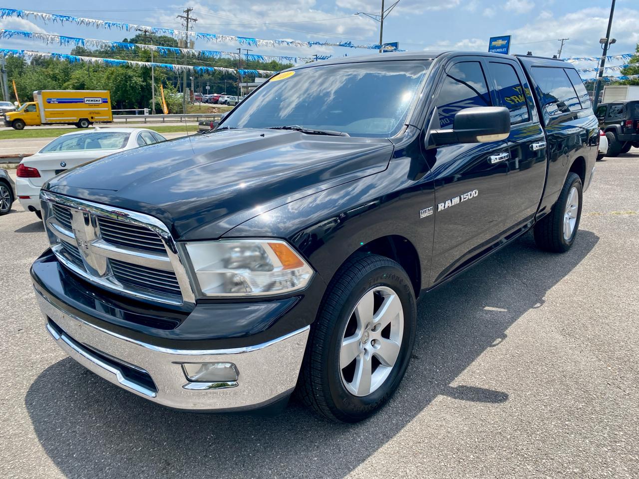 RAM 1500 4WD Quad Cab 140.5" Big Horn 2011