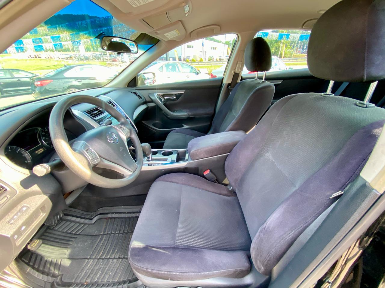 Nissan Altima 4dr Sdn I4 2.5 S 2013