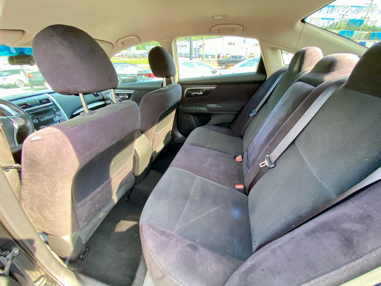 Nissan Altima 4dr Sdn I4 2.5 S 2013
