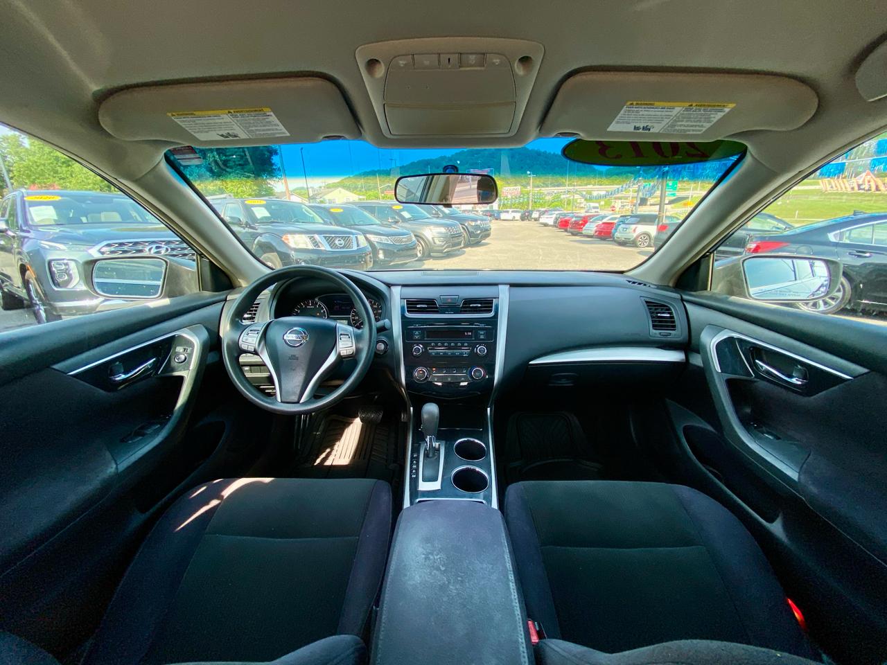 Nissan Altima 4dr Sdn I4 2.5 S 2013