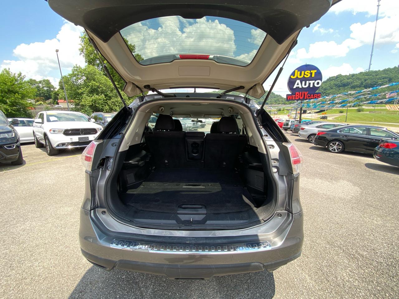 Nissan Rogue FWD 4dr SV 2015