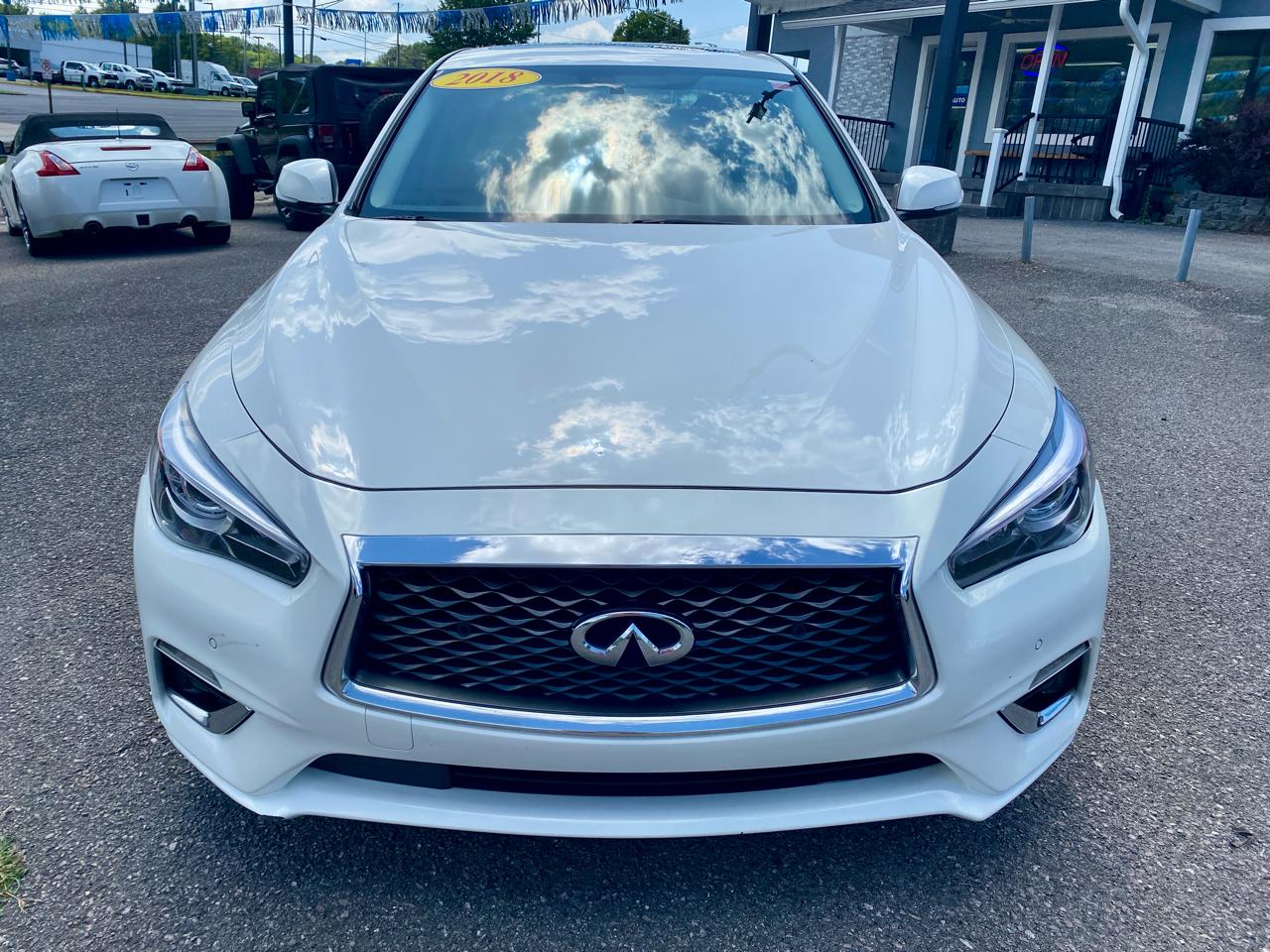 Infiniti Q50 3.0t LUXE AWD 2018