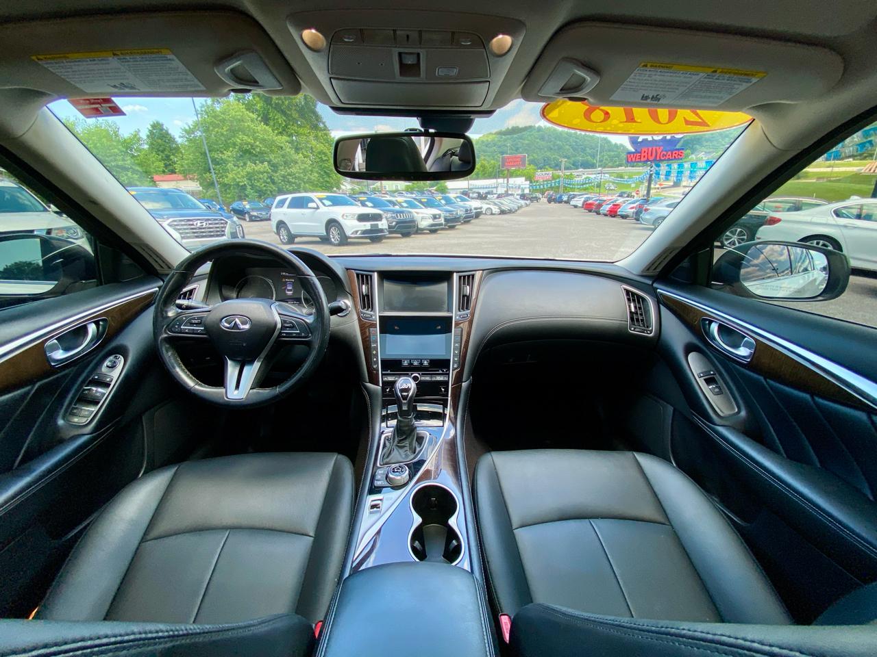 Infiniti Q50 3.0t LUXE AWD 2018