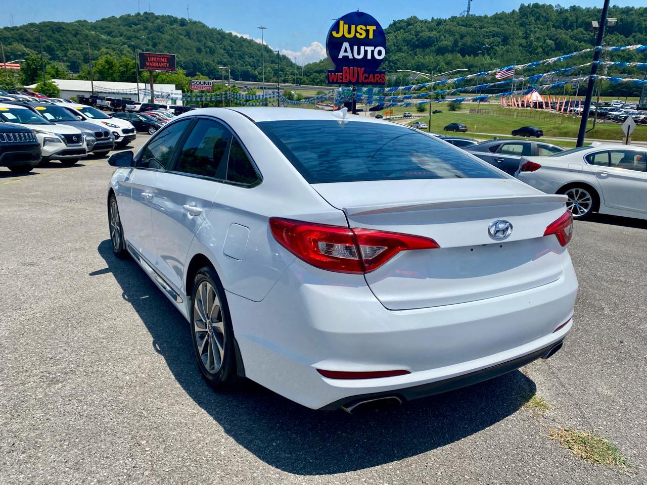 Hyundai Sonata 4dr Sdn 2.4L Sport 2015