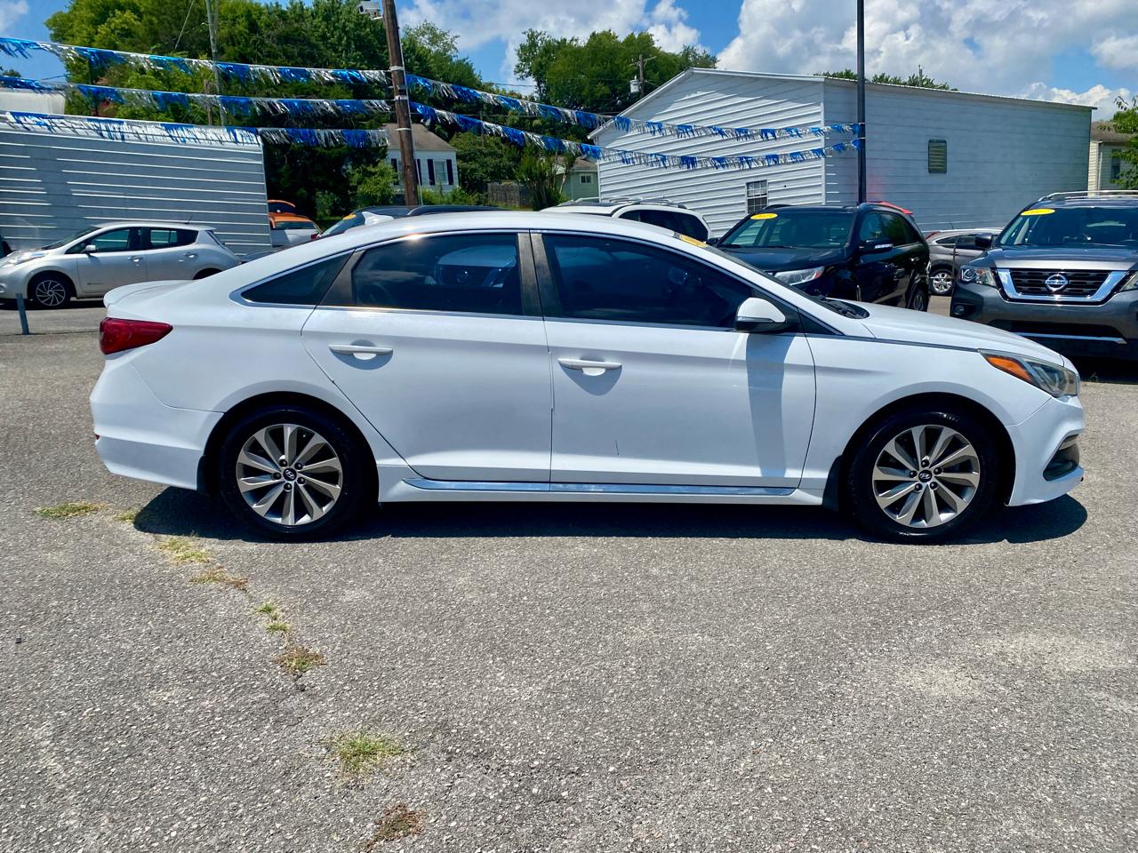Hyundai Sonata 4dr Sdn 2.4L Sport 2015