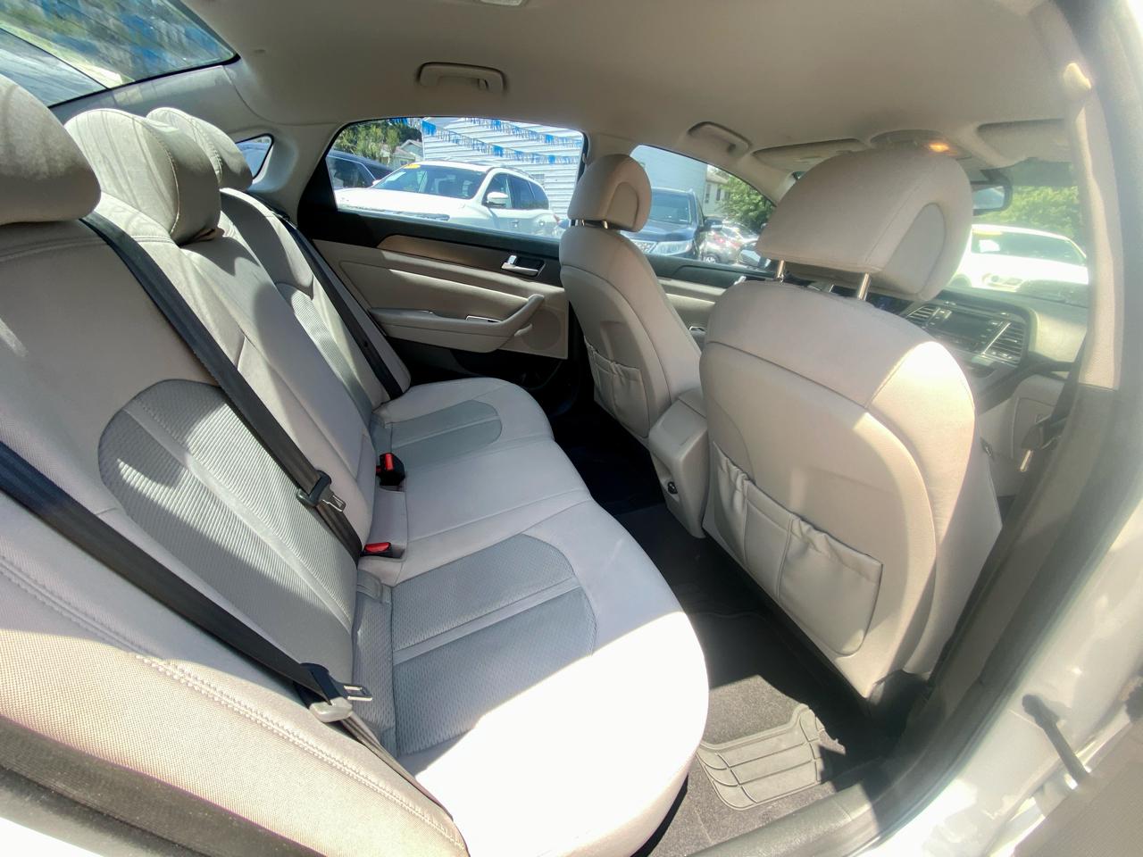 Hyundai Sonata 4dr Sdn 2.4L Sport 2015