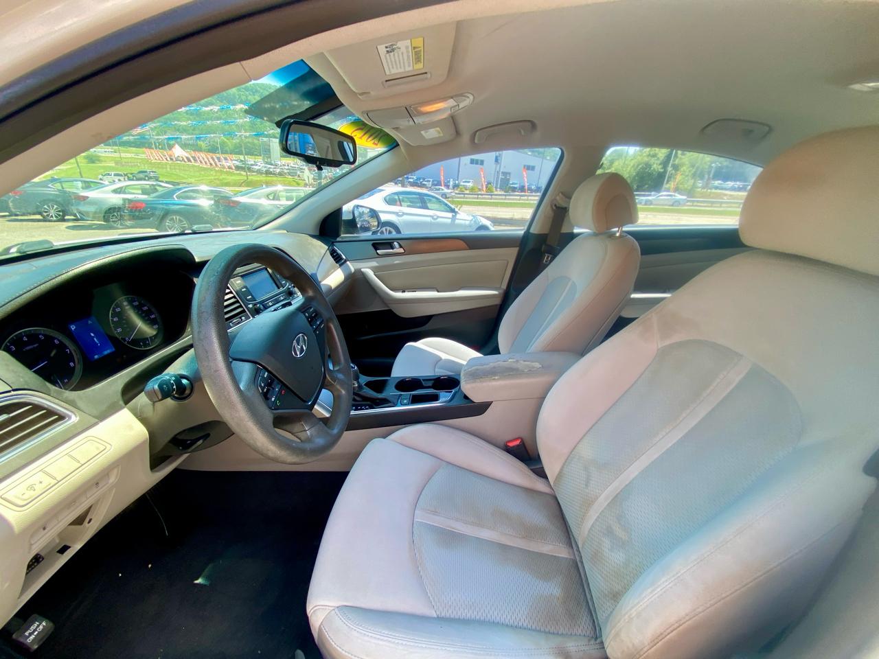 Hyundai Sonata 4dr Sdn 2.4L Sport 2015