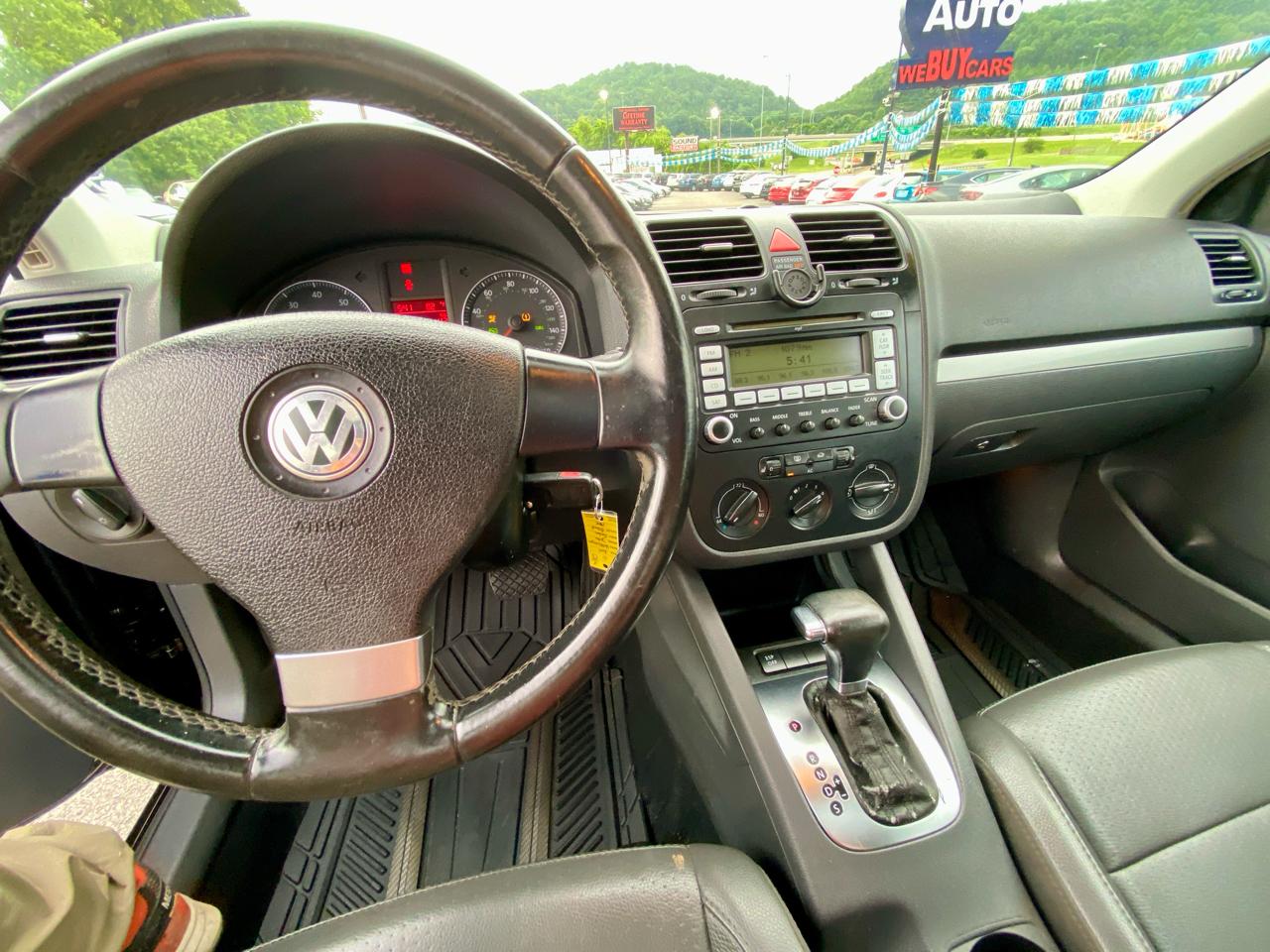 Volkswagen Jetta Sedan 4dr Auto SEL 2009