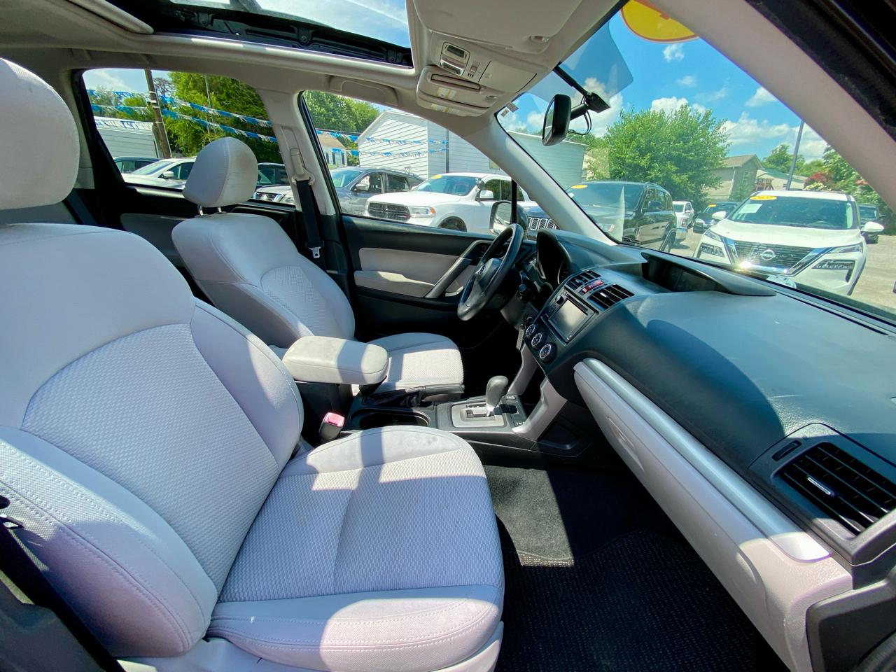 Subaru Forester 4dr Auto 2.5i Premium PZEV 2014