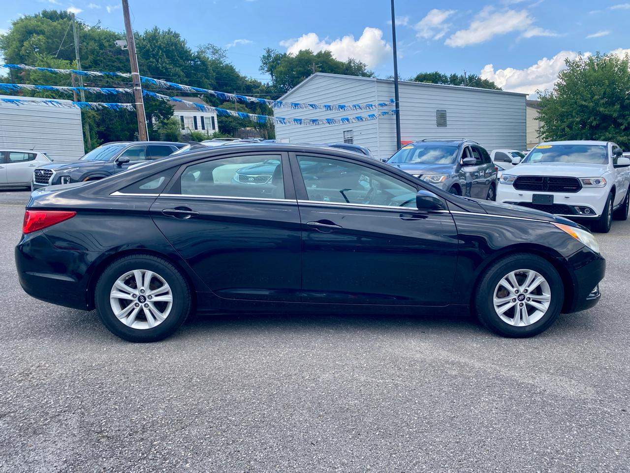 Hyundai Sonata 4dr Sdn 2.4L Auto GLS 2013